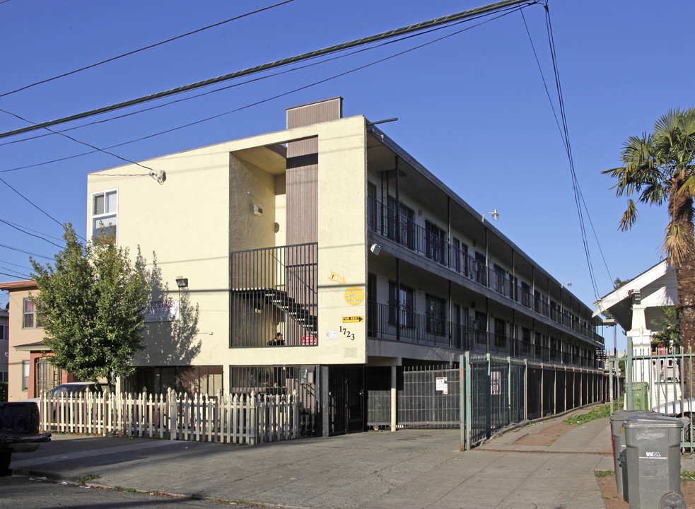 1723 28th Ave in Oakland, CA - Foto de edificio