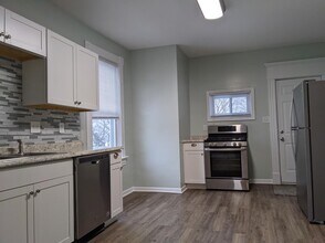 3755 Eastern Ave, Unit 3 in Cincinnati, OH - Building Photo - Building Photo