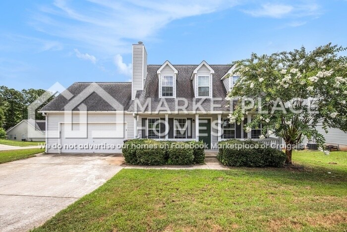 211 Calico Loop in Grantville, GA - Building Photo