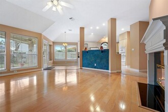 12119 Ember Isles Ln in Houston, TX - Building Photo - Building Photo