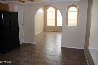 11613 Sandy Plateau Cir in El Paso, TX - Building Photo - Building Photo