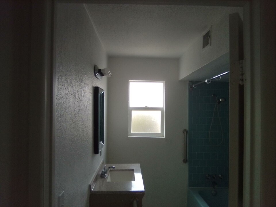 66099 Desert View Ave in Desert Hot Springs, CA - Building Photo