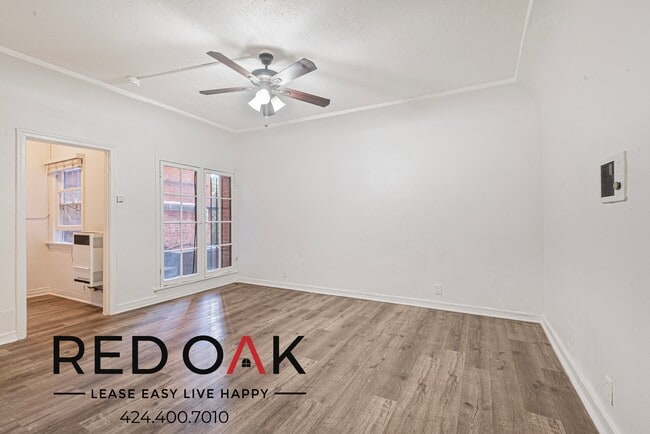 property at 716 S Berendo St