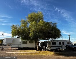29297 Arizona Ave in Wellton, AZ - Building Photo
