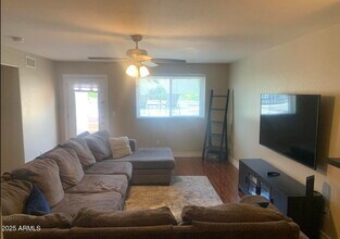 1323 W Glenmere Dr in Chandler, AZ - Building Photo - Building Photo