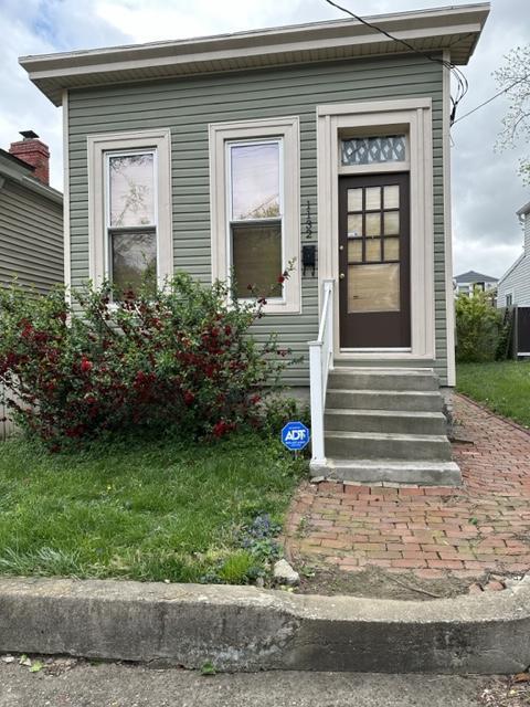 property at 1132 Payne St