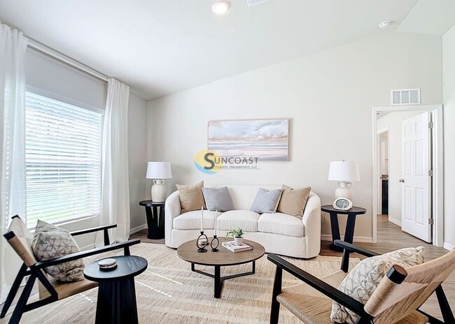 34 Rybar Ln in Palm Coast, FL - Foto de edificio - Building Photo