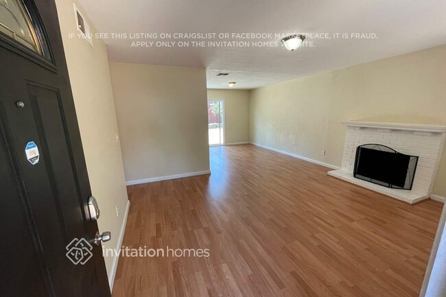 165 N Catamaran Cir in Pittsburg, CA - Building Photo - Building Photo