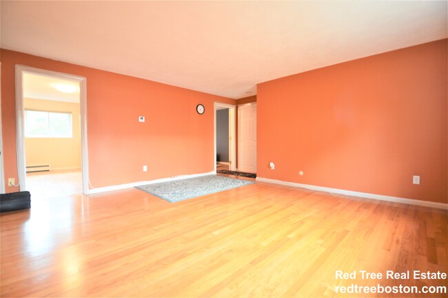 30 Bryon Rd in Boston College, MA - Building Photo - Building Photo