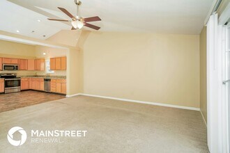 619 Findlay Ln in Greenwood, IN - Building Photo - Building Photo