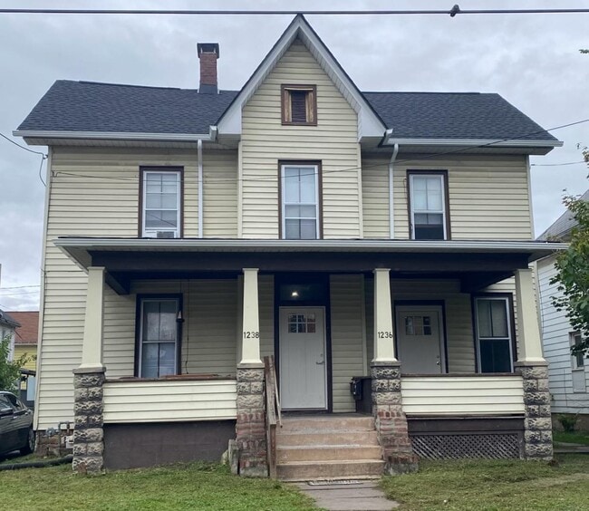 property at 1236 Memorial Ave