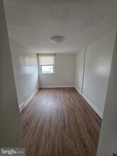 6327 Eastwood St in Philadelphia, PA - Building Photo - Building Photo