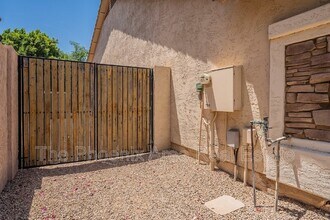 2287 W Periwinkle Way in Chandler, AZ - Building Photo - Building Photo