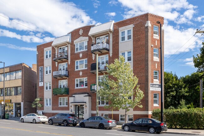 5830 De La Côte-Saint-Luc Ch