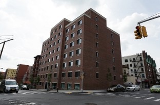 1802 Crotona Ave Apartamentos