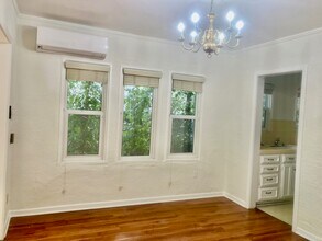 430 S Oakhurst Dr, Unit LowerUnit in Beverly Hills, CA - Building Photo - Building Photo