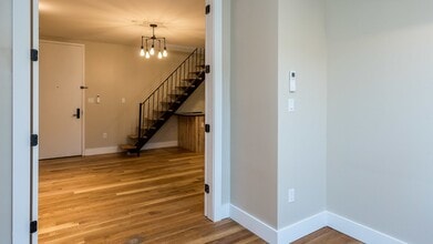 595 Myrtle Ave, Unit 4a in Brooklyn, NY - Building Photo - Building Photo