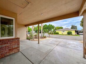 2299 Alberta Dr in Napa, CA - Building Photo - Building Photo