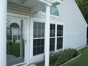 4604 Song Sparrow Ct in Wilmington, NC - Building Photo - Building Photo
