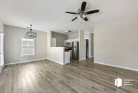 110 Whitton Ct photo'