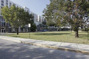 Midtown - Phase II in Plantation, FL - Building Photo
