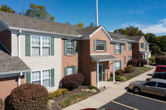 Wellington Condominiums in Cincinnati, OH - Building Photo - Building Photo