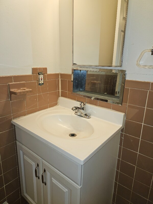 3295 Coolidge Hwy-Unit -1 in Berkley, MI - Building Photo - Building Photo