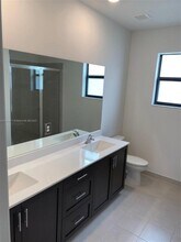 2831 SW 16th Terrace in Fort Lauderdale, FL - Building Photo - Building Photo