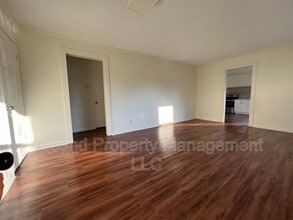 1910 McBrien Rd in Chattanooga, TN - Building Photo - Building Photo