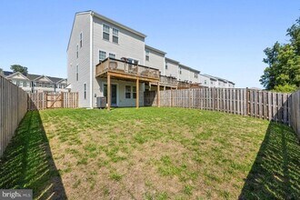 121 Sequoia Dr in Winchester, VA - Building Photo - Building Photo