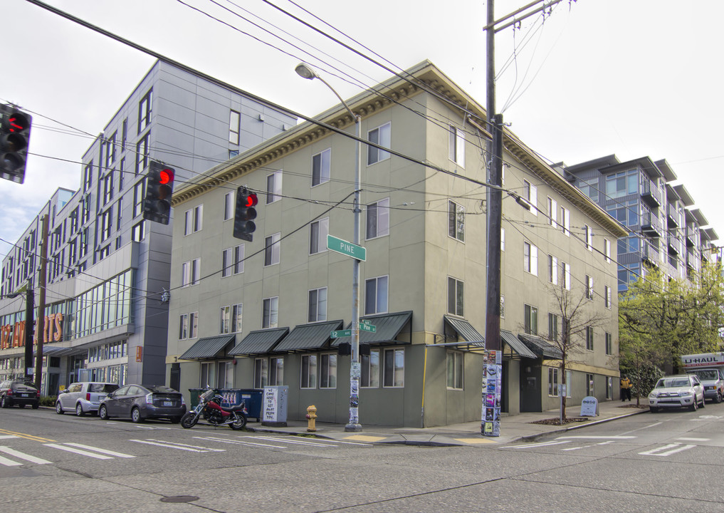 Pine Street Apartments in Seattle, WA - Building Photo