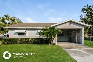 613 Minnesota Ave in St. Cloud, FL - Building Photo