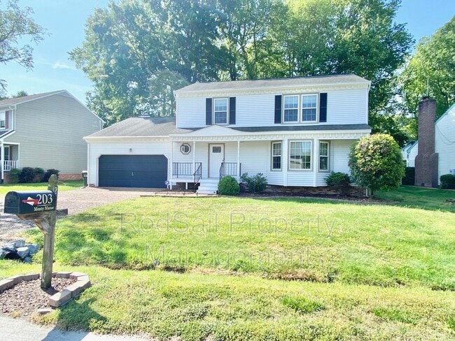 203 Monty Manor in Yorktown, VA - Building Photo - Building Photo