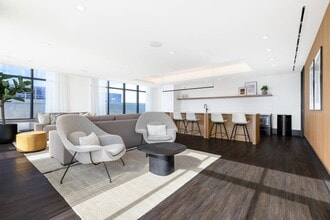 Latitude in Arlington, VA - Foto de edificio - Building Photo