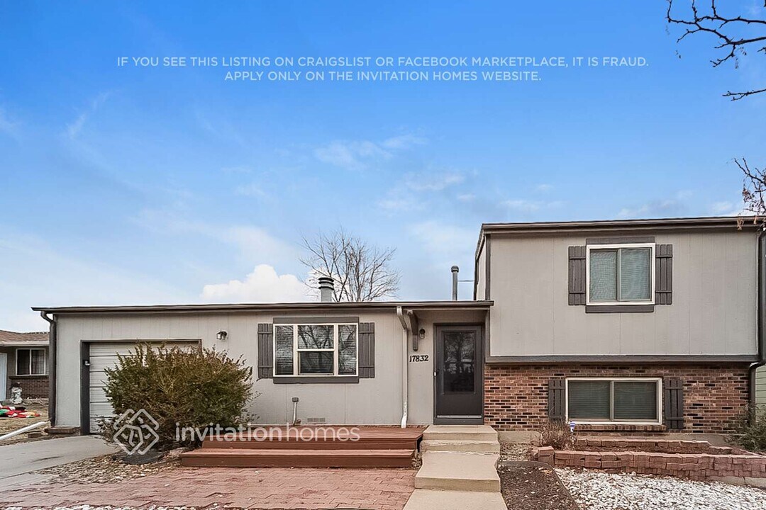 17832 E Purdue Pl in Aurora, CO - Building Photo