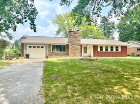 8918 Chapel Ave in Ellicott City, MD - Building Photo