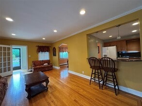 47-40 Glenwood St in Queens, NY - Building Photo - Building Photo
