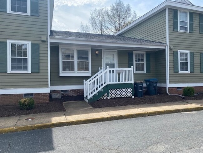 property at 706 -3 S Henry St
