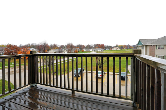 Brookfield Apartments in Newton, IA - Building Photo - Interior Photo