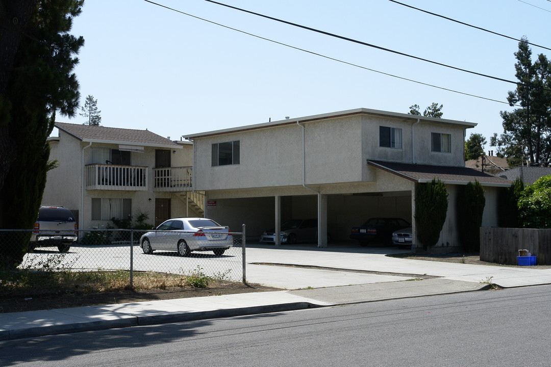 232 3rd Ave in Redwood City, CA - Building Photo