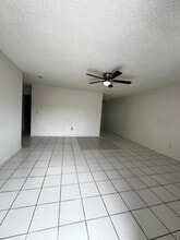 3423 Hi St, Unit 3423 in Lake Worth Beach, FL - Building Photo - Building Photo