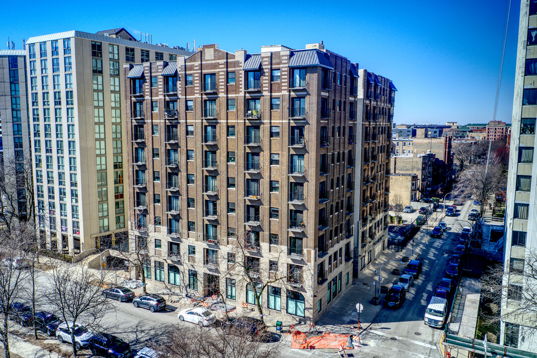 4520 N Clarendon Ave in Chicago, IL - Building Photo