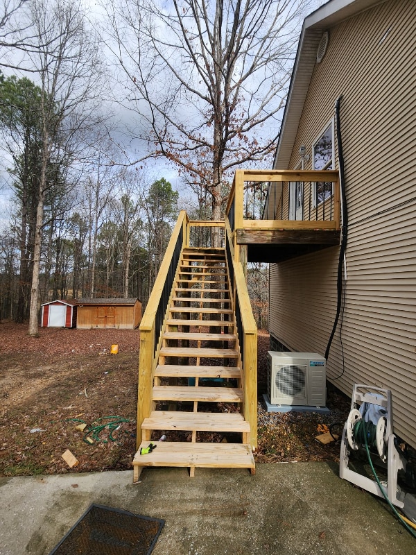 property at 230 Hollow Rock Ln