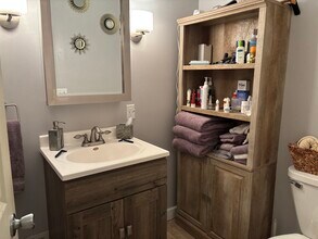 2011 Aldrich Ave S, Unit #1 in Minneapolis, MN - Building Photo - Building Photo