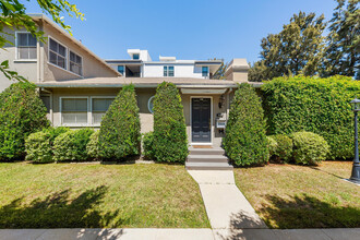 805-809 N Mccadden Pl in Los Angeles, CA - Building Photo - Building Photo