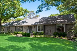 4167 Lomita Ln in Dallas, TX - Building Photo - Building Photo