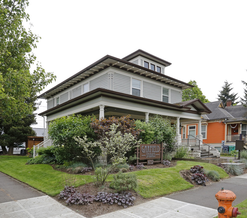 Garfield Studios in Portland, OR - Foto de edificio