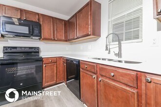 3445 Kernstown Dr in Raleigh, NC - Foto de edificio - Building Photo