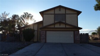 1745 Mt Hood St in Las Vegas, NV - Building Photo