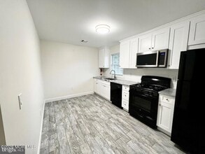 1253 Yardville Allentown Rd, Unit 2nd Flr in Allentown, NJ - Building Photo - Building Photo